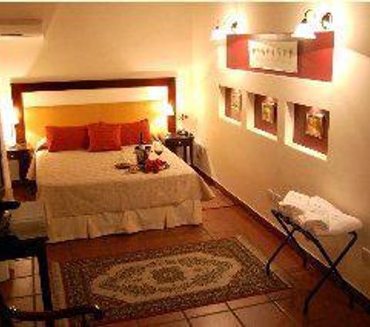 Delvino Boutique Hotel