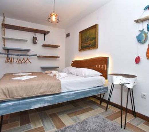 Guest House Ambient