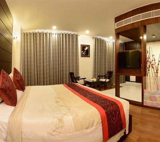 Hotel Atulyaa Taj