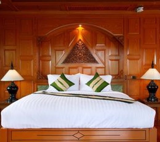 Reuan Thai Villa