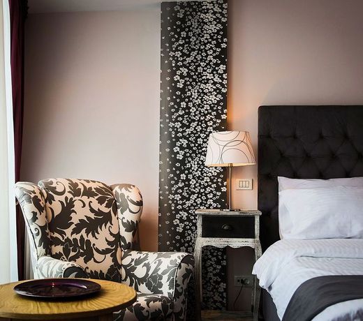 Oblique - Forest & Spa