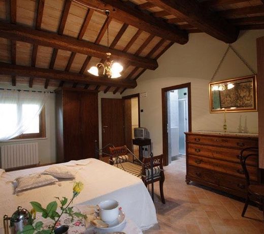 Agriturismo L'Ulivo in Fiore