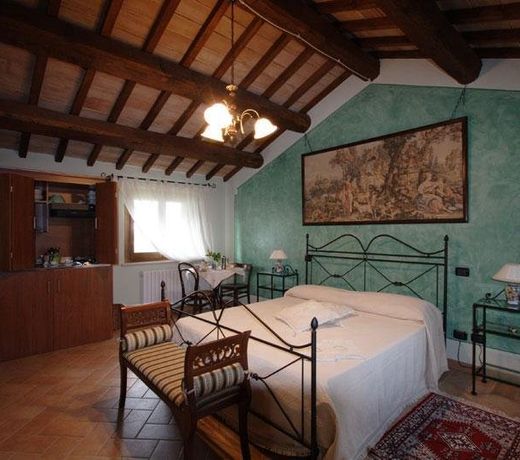 Agriturismo L'Ulivo in Fiore