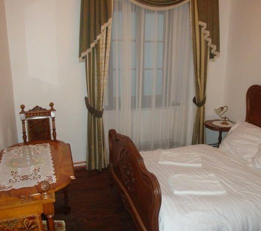 Monastery Garden Bistro & Rooms