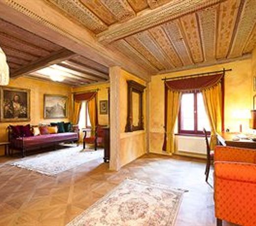 Hotel KrÄÃ­nÅ¯v DÅ¯m