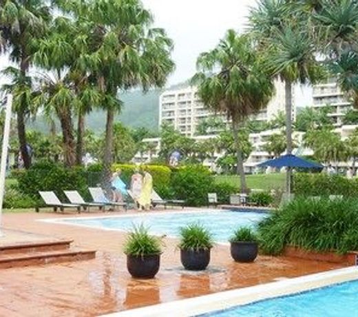 Charlesworth Bay Beach Resort