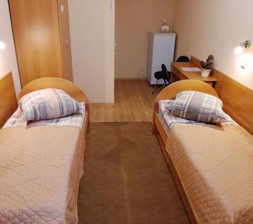 Shakhtyor Hotel