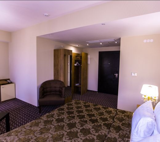 Denart Hotel