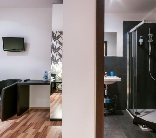 VV hotel & apartments