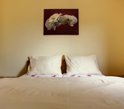 Hotel Sharingham