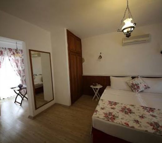 Cayirli Alacati Butik Otel
