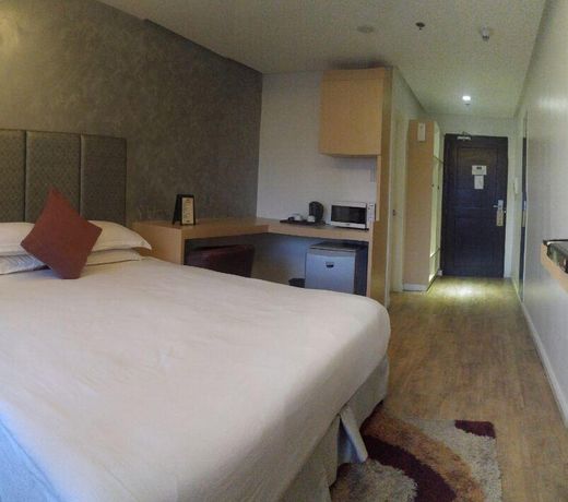 Regency Grand Suites