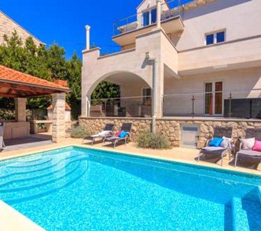 Villa Hedera X