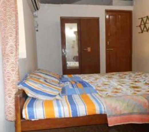 Romaldo Guest House