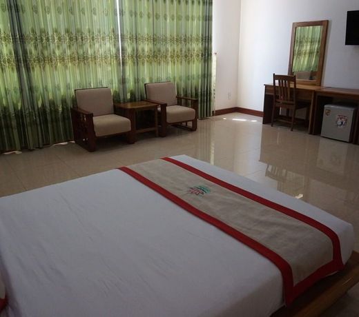 Double Lotus Hotel