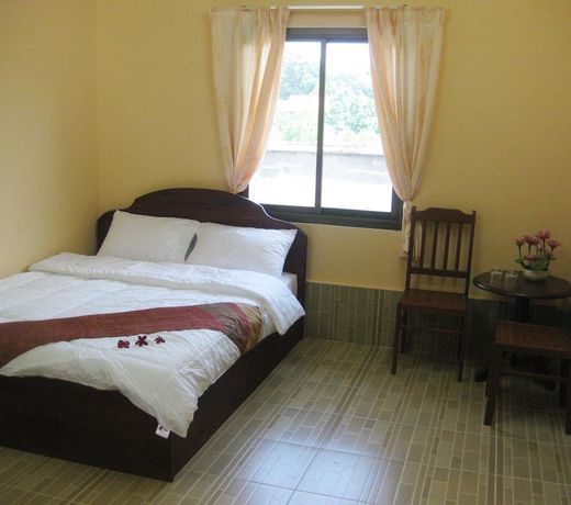 Satsada Hotel