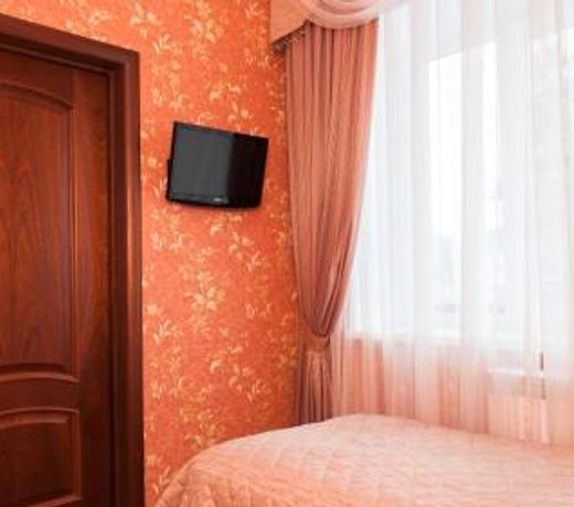 Record Hotel