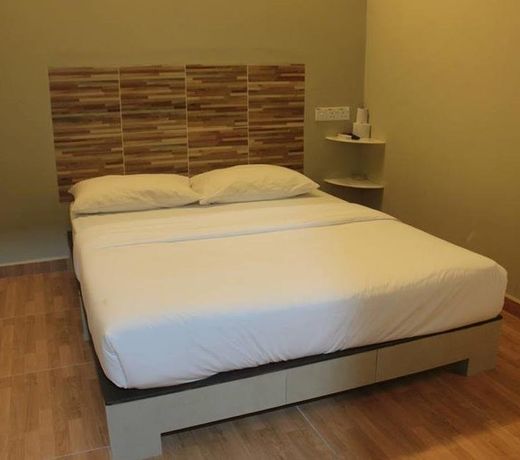 OYO 90114 Home Rest Hotel