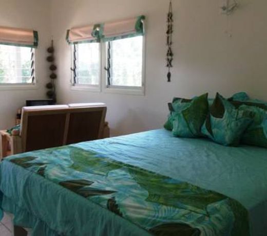 Holty's Hideaway Ha'atafu