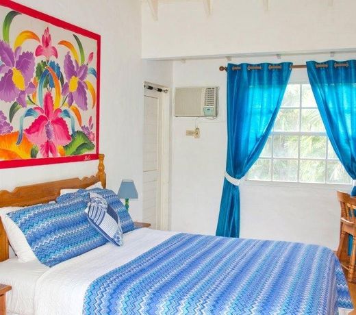 Palm Breeze Villa