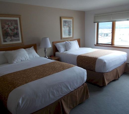 Tides Inn