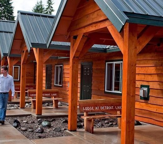 The Lodge at Detroit Lake