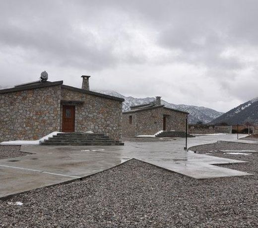Omalos Village