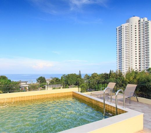 De Pastel Hua Hin
