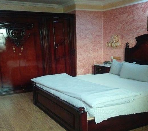 HOTEL VILLE DES ROSES