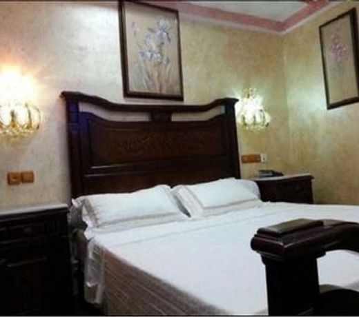HOTEL VILLE DES ROSES