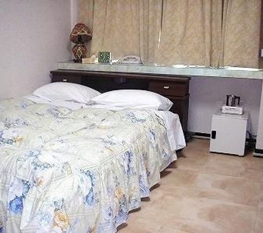 Sunshine Hotel