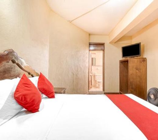 OYO Hotel Esperanza