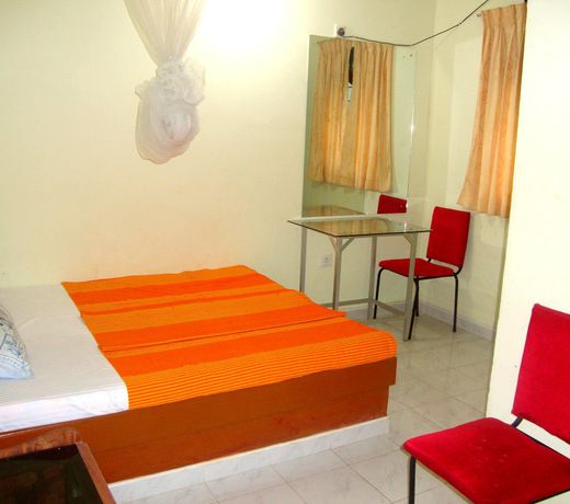 Kandalama Gate Hotel