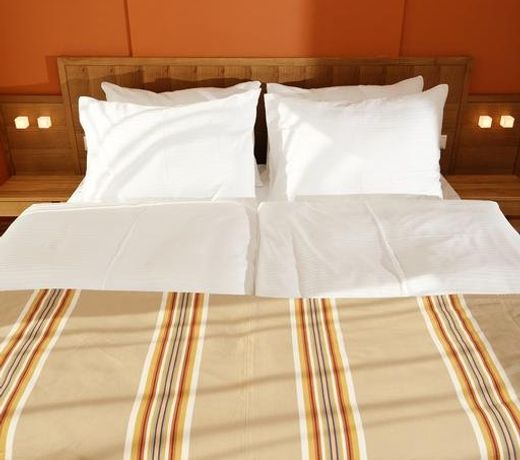 Hotel Lava Inn - 24 h Check-In - Nähe LKH, Landeskrankenhaus, Feldbach