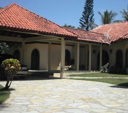 B&B Pavillion