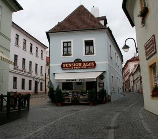 Pension Alfa & Whisky Pub