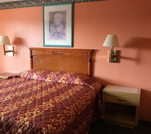 Economy Inn