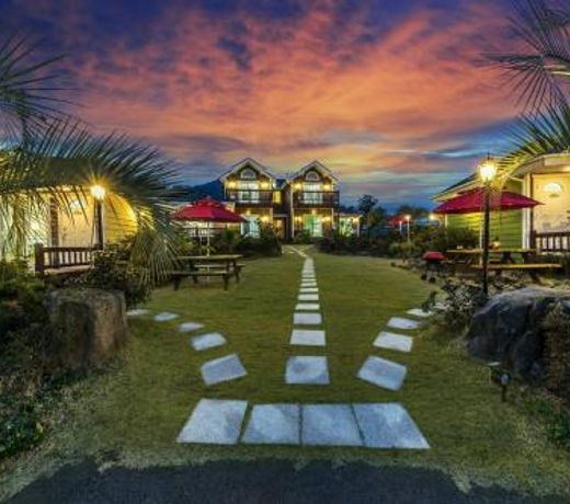 Jubilee Chalet