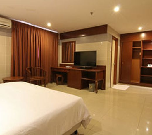 Lucky Hotel