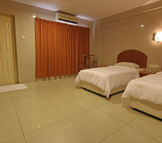 Lucky Hotel