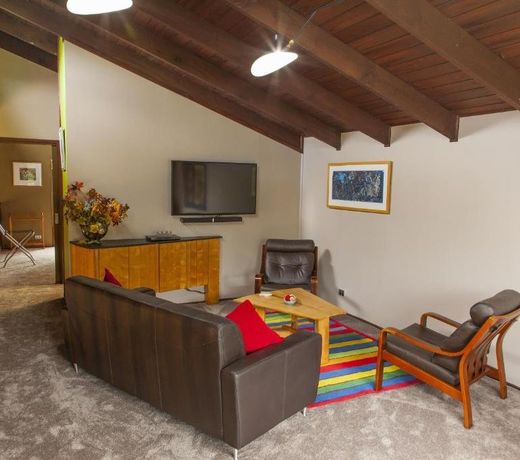 Otway Escapes Luxury Spa Cottage Accommodation Victoria