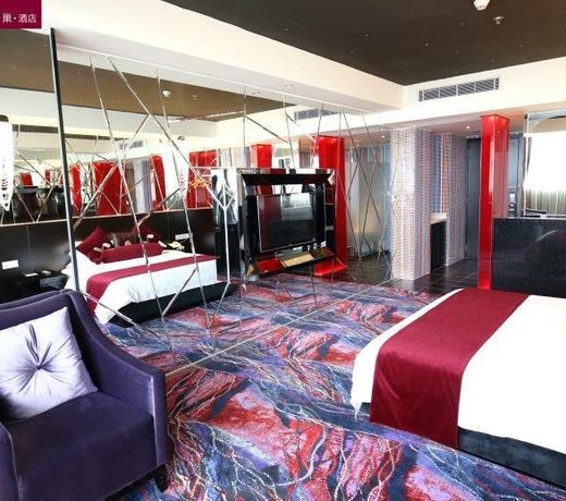 Grand Nest Hotel