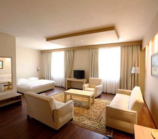 Hotel Quercus