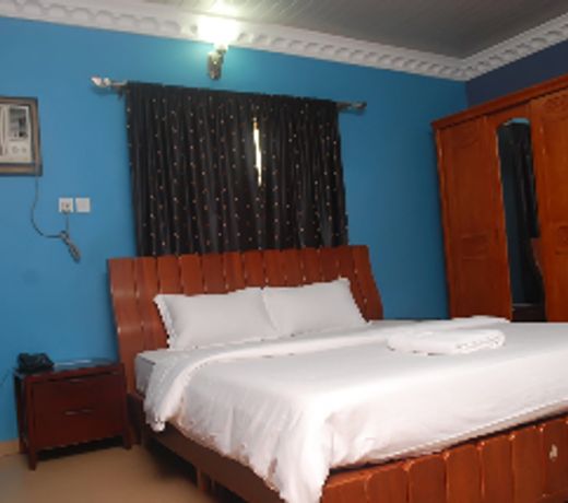 Hillberry Suites