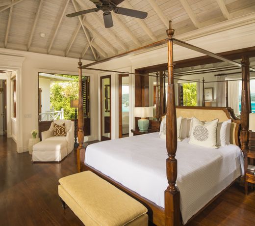 Round Hill Hotel & Villas