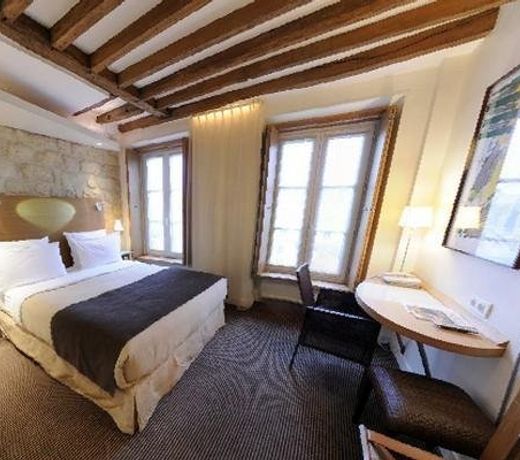 Select Hotel