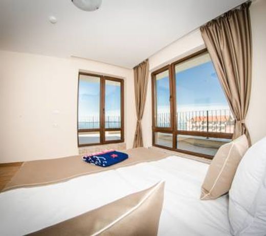 Premier Fort Beach Hotel