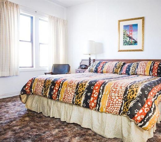 Mylo Hotel