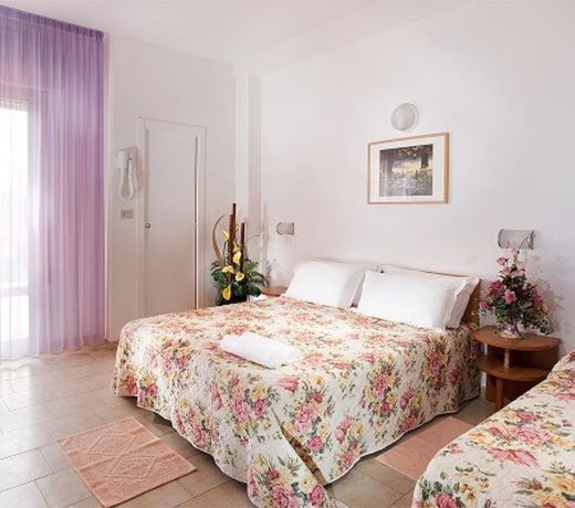 Hotel Atis