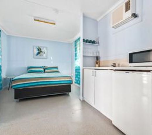 AAOK Lakes Resort and Caravan Park